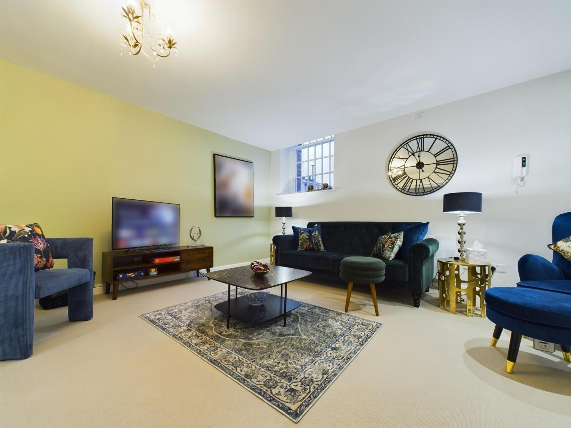 チェルトナムModern Duplex Central Free Parking Wi-Fiアパートメント エクステリア 写真