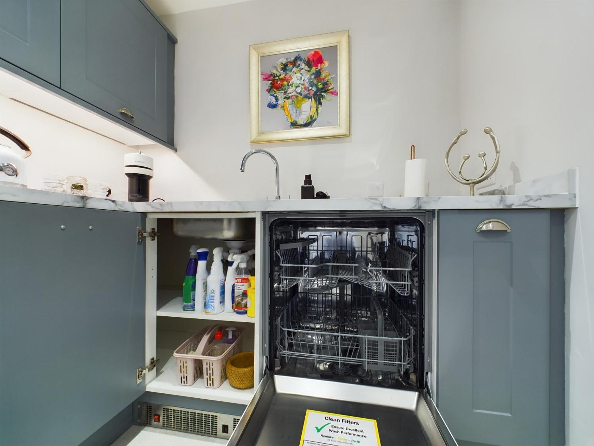 チェルトナムModern Duplex Central Free Parking Wi-Fiアパートメント エクステリア 写真